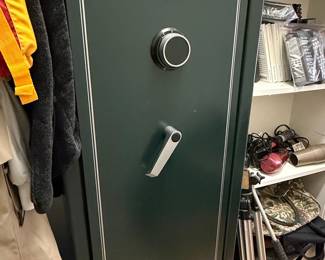 SentrySafe Fire-Resistant Gun Safe