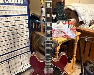 Harmony semi-hollow body electric guitar