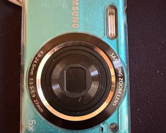 Samsung ST72 Digital Camera