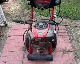 Troy-Bilt 2800 PSI Pressure Washer with Briggs & Stratton Engine