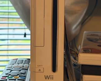 Nintendo Wii Console (RVL-001)