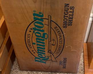 Vintage Remington "250 Rounds" Shotgun Shells Wooden Crate