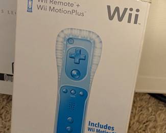 Nintendo Wii Remote Plus Controller