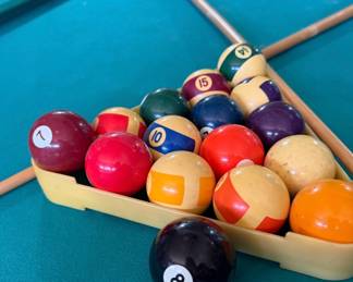 Pool balls