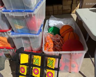 storage locker games