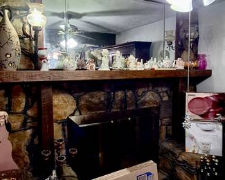 Figurines and decor