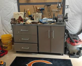 Chicago Bears rug and tool bench
