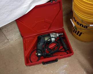 Power tool