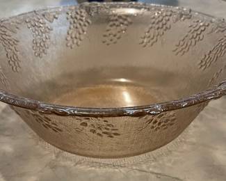 Pink grape pattern bowl
