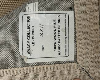 8x11 neutral rug