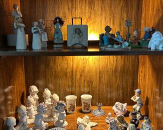 Figurines. Precious Moments. 