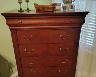 Chest of drawer matches bed 