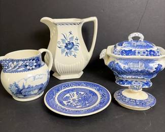 086 assortedblueandwhiteenglishironston