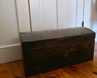 323 woodendomedstoragechestinrusticsty