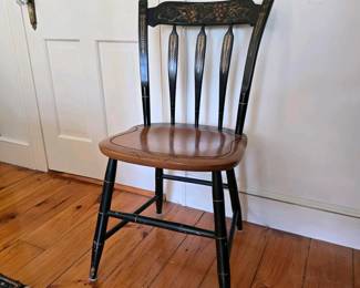325 hitchcockstyleblackpaintedwoodchair