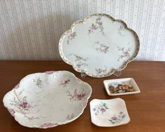348 fourpiecefloralceramicdishlot