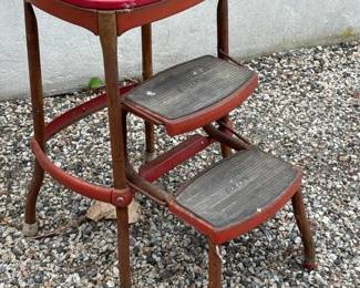 378 vintageoscoredmetalstepstool
