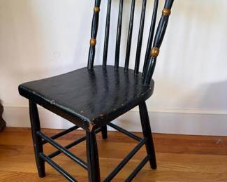 138 windsorstylepaintedwoodensidechair