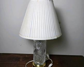 349 waterfordcrystaltablelampwithpleate
