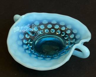 186 smallbluehobnailstyledoublehandled
