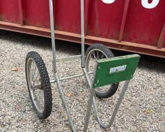 376 gardenerssupplycompanydualwheelgar