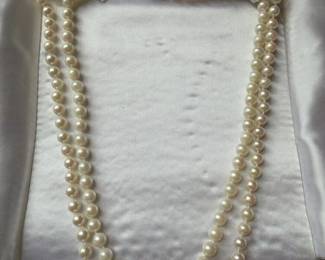 840 pearlnecklaceswith14kgoldclasps