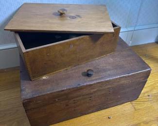 215 woodenliddedstorageboxesinrusticst