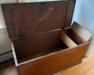 771 woodenblanketchest