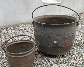 386 castironandcoppercauldrons