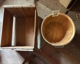632 woodencrateandharvestbasket