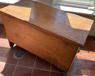 513 woodenblanketchest