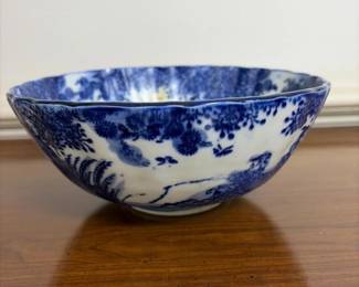 062 blueandwhitetransferwarebowl