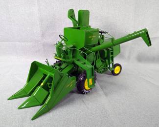 Ertl Prestige Collections DieCast John Deere 45 Combine With 2-Row 10 Corn Header Tractor, 1/16 Scale, In Original Box
