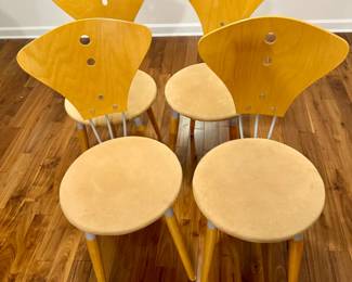 $20 set of 4 comfortable quality deco chairs