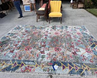 $70 rug 10x12 (no pets, almost new, no stains)