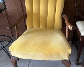$20 vintage chair -- legit quality
