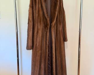 Vintage Giorgio Sant Angelo brown Sapphire Long Fur Coat Mink, monogramed liner