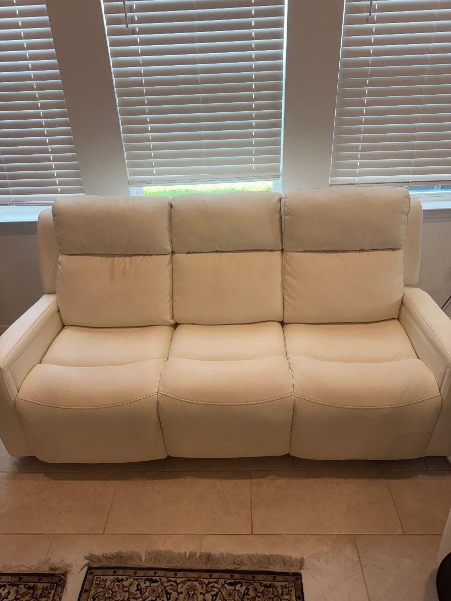 Leather Timberland Recliner 