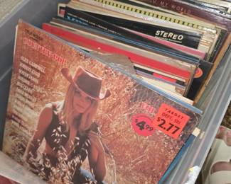 The highlighted record is the Tele House Presents Country-Pop 2-LP compilation set released in 1973 by Capitol Records (catalog number SLB-6872