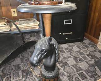 vintage horse head / horse hitching post standing smoking ashtray from the mid-20th century.