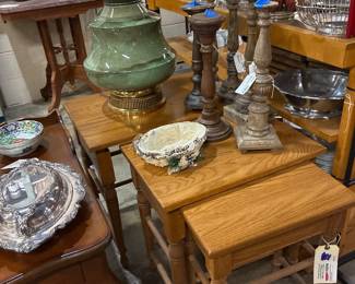 Vintage Pennsylvania House Oak Nesting Table Set of 3