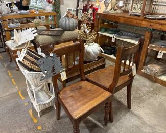 Antique bullseye windsor chairs - each
