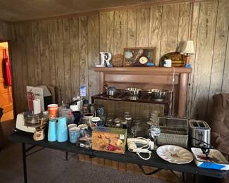 Lots of kitchen Miscellaneous