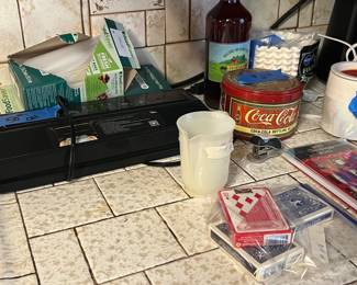 Food sealer/saver and bags