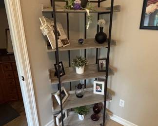 Lot #29 Industrial Rustic Ladder Bookshelf 5-Tier Gray Wood Black Metal Frame