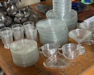 LS44 Manhattan Ware