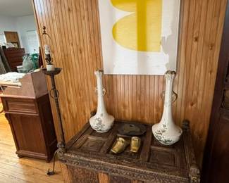 Ellsworth Kelly Moroccan Trunk Satsuma Vases