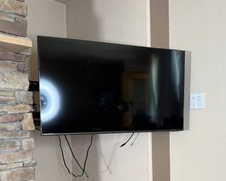 44" Samsung TV