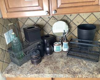 Bathroom Organization & Accessories