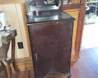 Music cabinet